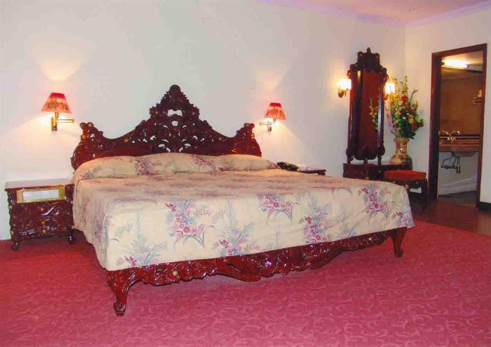 Hotel Grand Sartaj Νέο Δελχί Εξωτερικό φωτογραφία