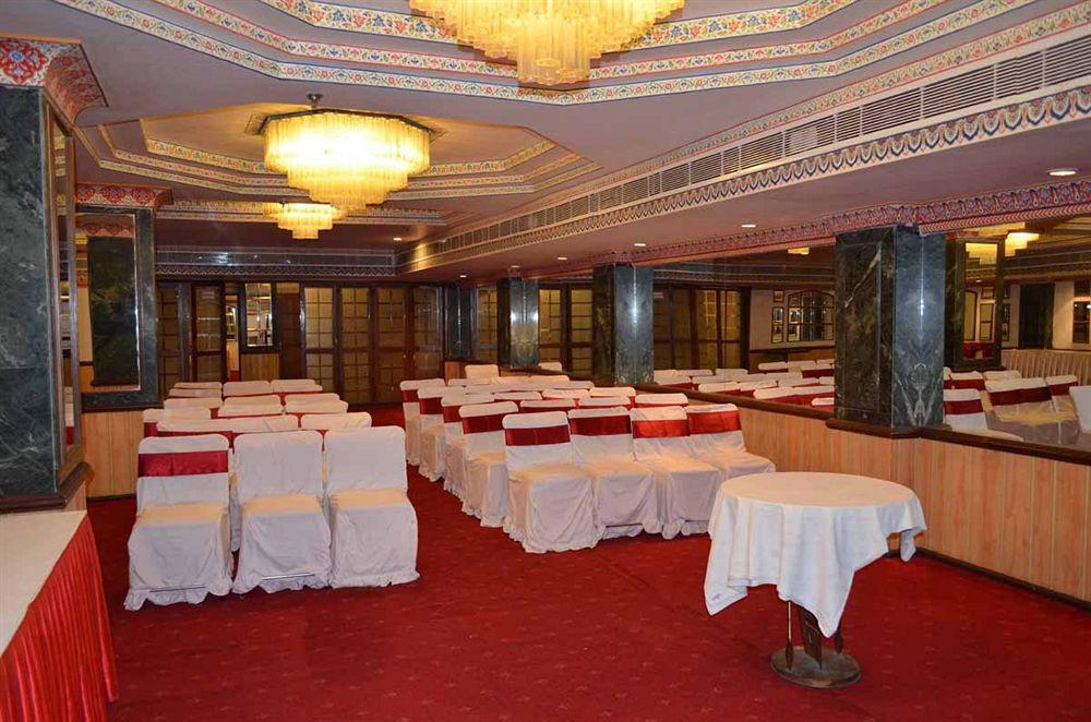 Hotel Grand Sartaj Νέο Δελχί Εξωτερικό φωτογραφία